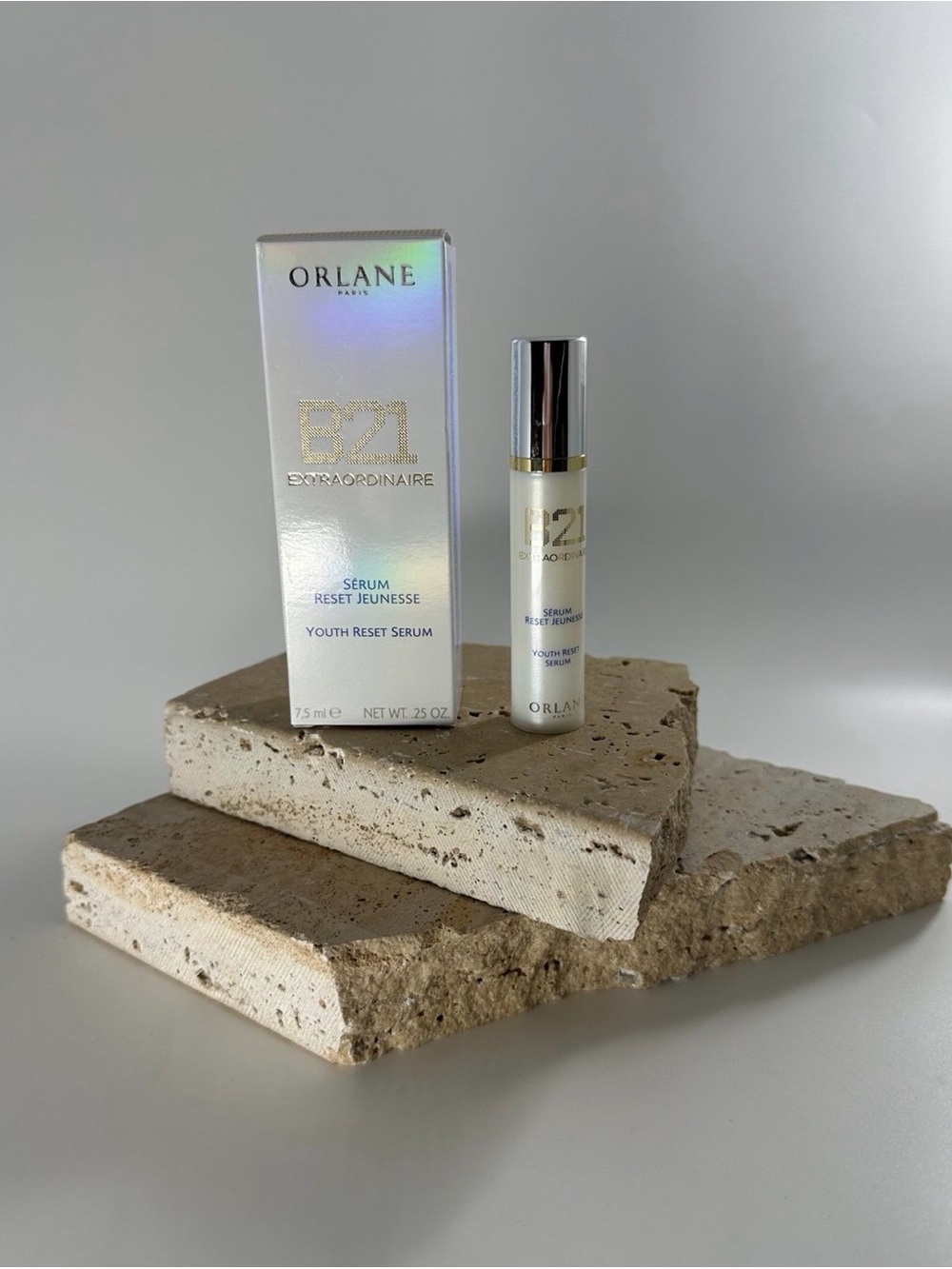 NIB. ORLANE Paris. B21 Extraordinaire Serum Youth Reset Serum. 7.5 mL.
